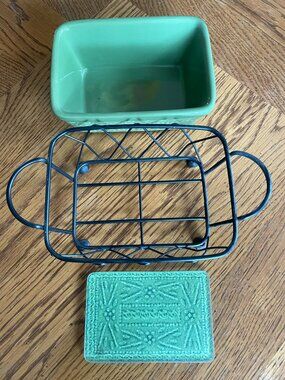 Temptations Old World Green Embossed .5 Qt Loaf Pan Wire Holder & Trivet 3pc Set